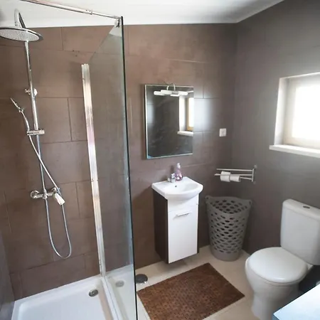 Holiday home Refugio De Alma Em Flor Quinta Privada Com Piscina *
