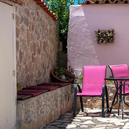Hébergement de vacances Refúgio De Alma Em Flor Quinta Privada Com Piscina *