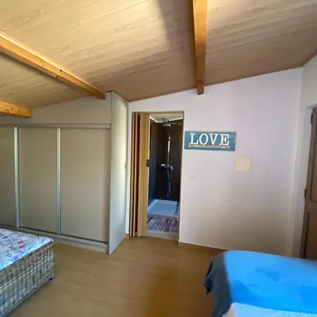 Refúgio De Alma Em Flor Quinta Privada Com Piscina Hébergement de vacances Nazaré