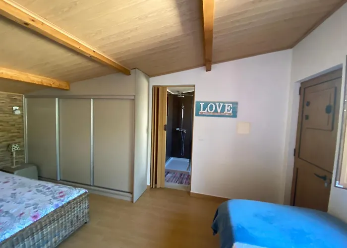 Refugio De Alma Em Flor Quinta Privada Com Piscina 度假居 纳扎雷